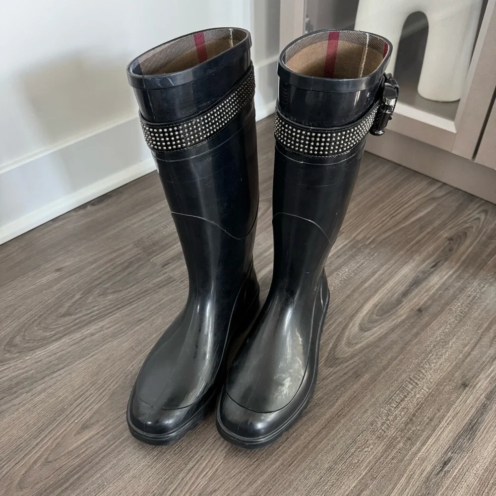 Burberry Black Rubber Silver Studded Belt Detail Knee High Rain Boots 36 US 6
